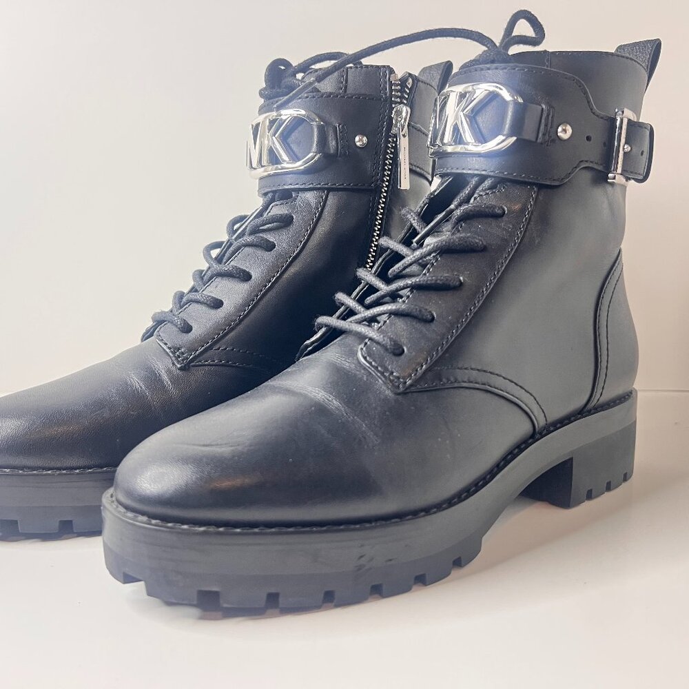 Michael Kors Women’s Black Leather Moto Combat Ankle Boots Lug Sole Lace-Up – 5.